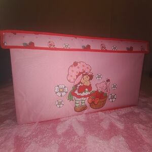 Strawberry Shortcake Storage Toy Chest 🍓